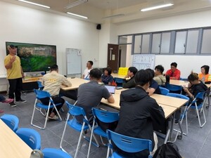 Pedro Oliva shares his kayaking adventure stories