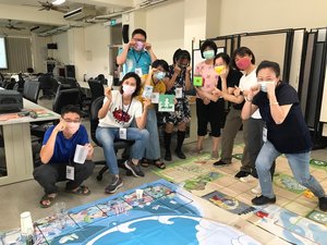 海廢議題─大型的海洋危機遊戲，讓學員感受到海洋廢棄物的歷程。(另開新視窗/jpg檔)