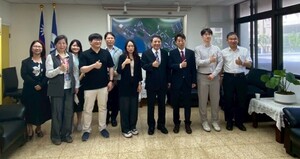 Meeting of President Tai-Wen Hsu of NTOU with representatives from the Korea Maritime Institute and National Marine Education Center