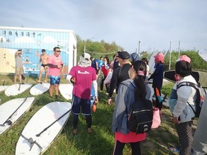 Penghu Course:  Explaining water safety at Penghu County Marine Education Resource Center's Oceanic Experience Base(Open new window/jpg file)